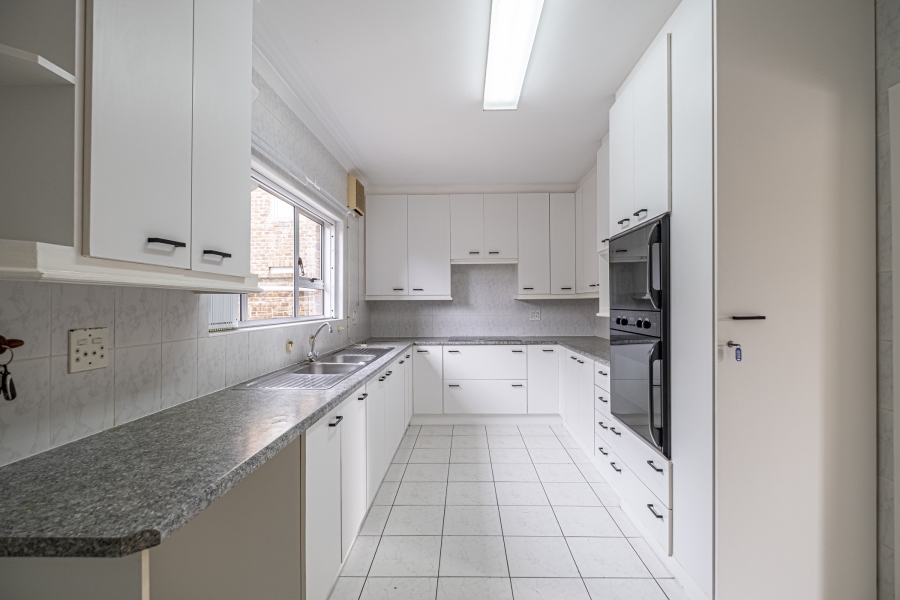 4 Bedroom Property for Sale in Summerstrand Eastern Cape